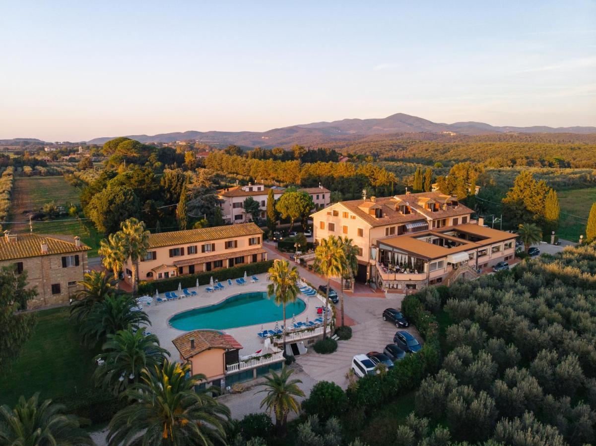 Agrihotel Elisabetta Collemezzano Kültér fotó