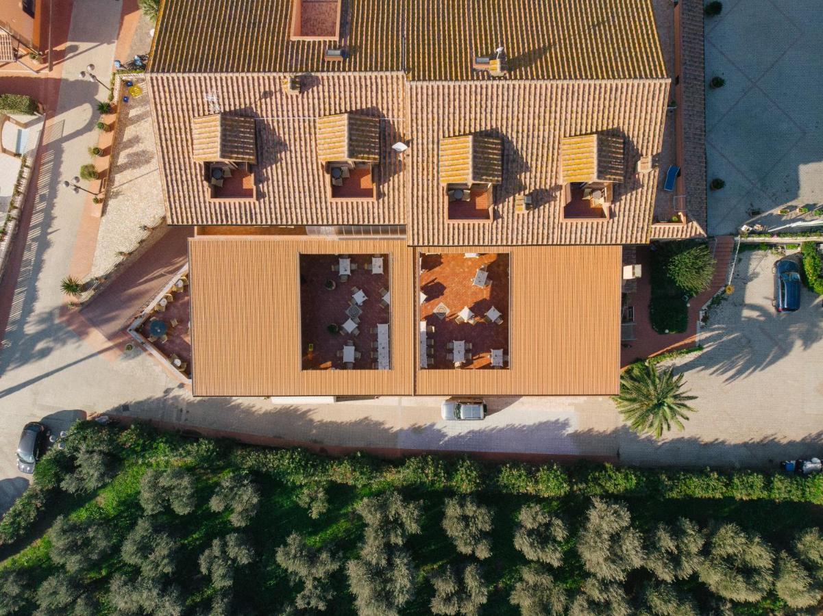 Agrihotel Elisabetta Collemezzano Kültér fotó