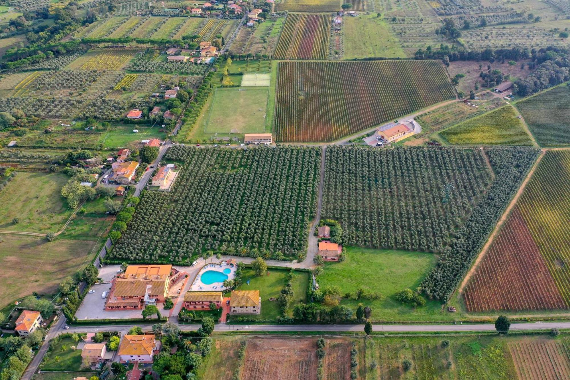 Agrihotel Elisabetta Collemezzano Kültér fotó