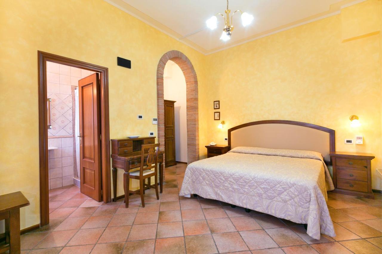 Agrihotel Elisabetta Collemezzano Kültér fotó